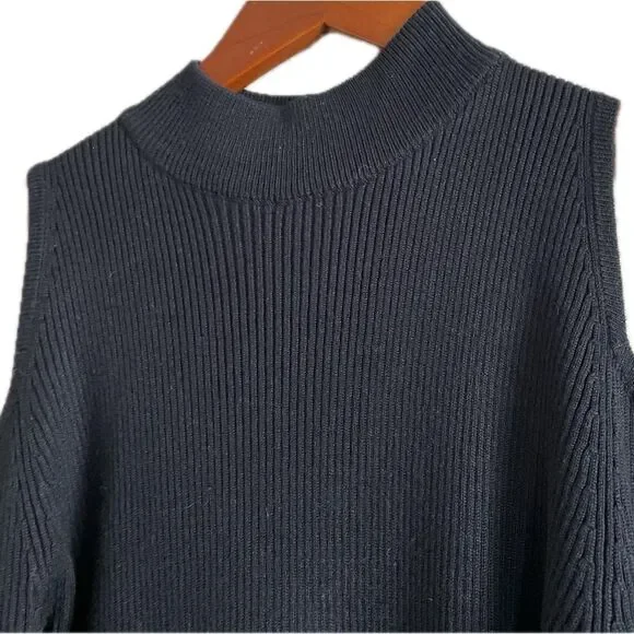 *🆕*Black off the shoulder bodycon dress - Picture 4 of 7